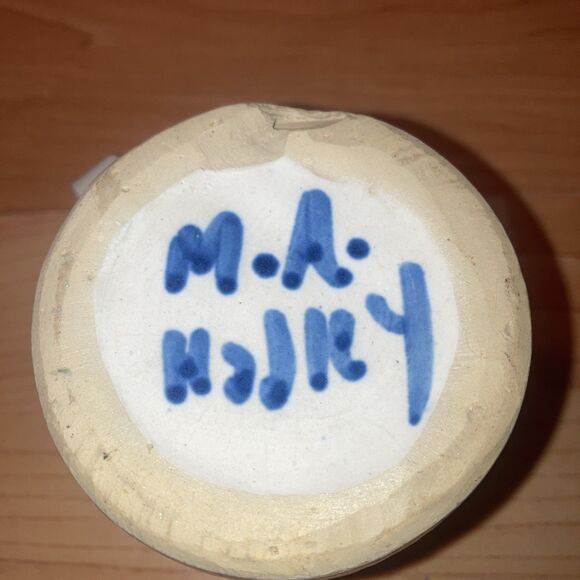 M A Hadley Signed Hand Painted Pear And Grapes Mug 10oz "The End" Chip On Bottom - Picture 4 of 5